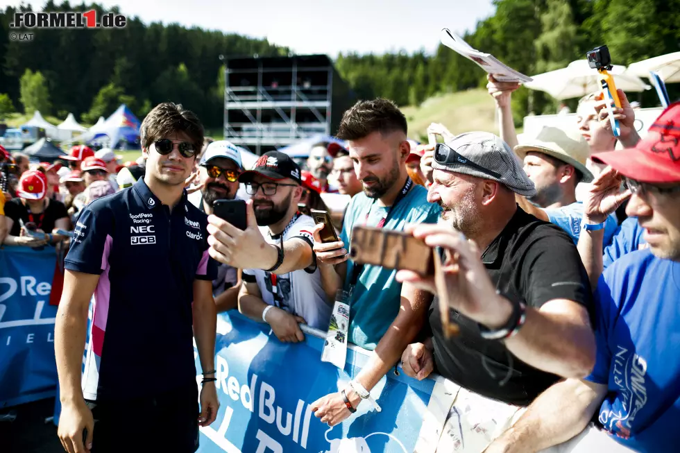 Foto zur News: Lance Stroll (Racing Point)