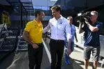 Foto zur News: Cyril Abiteboul und Toto Wolff