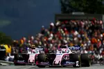 Foto zur News: Sergio Perez (Racing Point) und Lance Stroll (Racing Point)