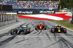 Foto zur News: Lewis Hamilton (Mercedes), Charles Leclerc (Ferrari) und Max Verstappen (Red Bull)