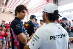 Foto zur News: Lance Stroll (Racing Point) und Lewis Hamilton (Mercedes)
