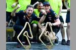 Foto zur News: Christian Horner und Max Verstappen (Red Bull)