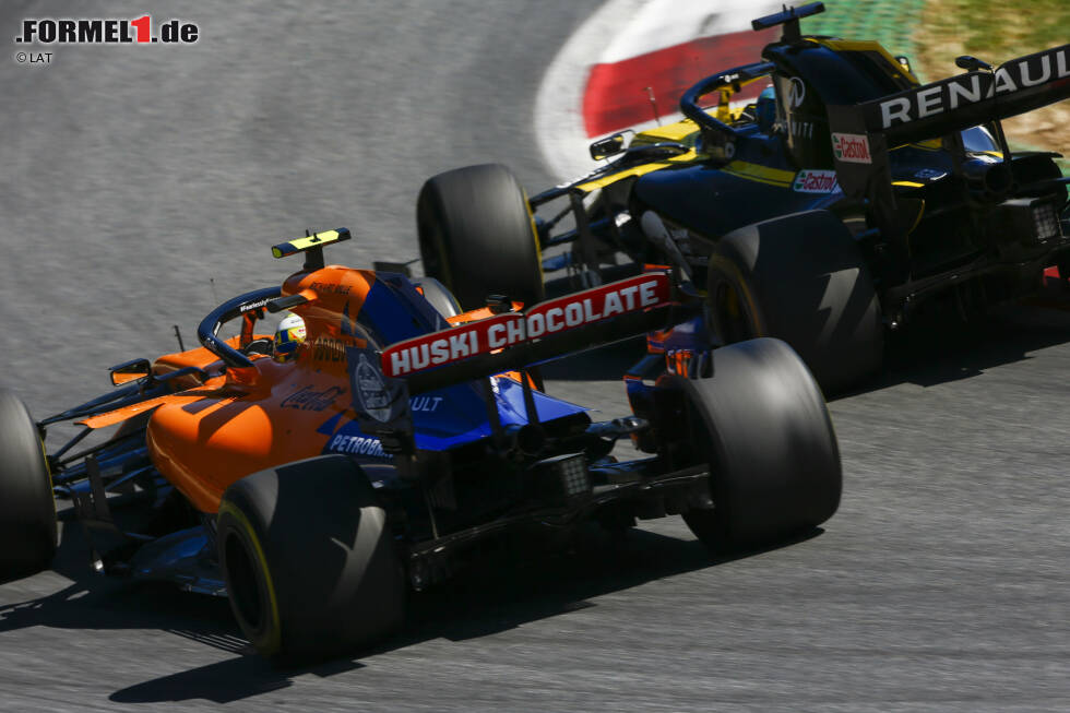 Foto zur News: Daniel Ricciardo (Renault) und Lando Norris (McLaren)