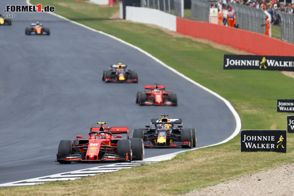 Foto zur News: Charles Leclerc (Ferrari), Max Verstappen (Red Bull), Sebastian Vettel (Ferrari) und Pierre Gasly (Red Bull)