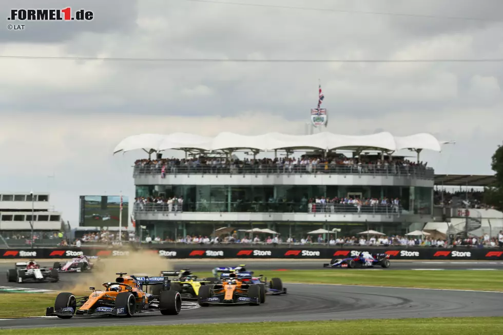 Foto zur News: Carlos Sainz (McLaren), Lando Norris (McLaren) und Alexander Albon (Toro Rosso)