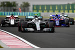 Foto zur News: Valtteri Bottas (Mercedes), Daniil Kwjat (Toro Rosso), Antonio Giovinazzi (Alfa Romeo) und Lewis Hamilton (Mercedes)