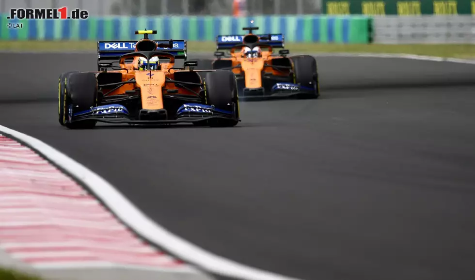 Foto zur News: Lando Norris (McLaren) und Carlos Sainz (McLaren)