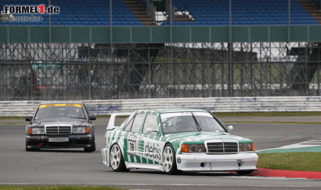 Foto zur News: Das Rennen allerdings machte Wolff im weißen Mercedes
