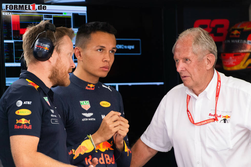 Foto zur News: Alexander Albon (Red Bull) und Helmut Marko