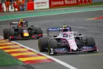 Foto zur News: Lance Stroll (Racing Point) und Alexander Albon (Red Bull)