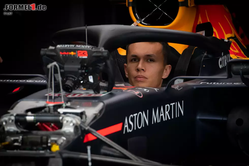 Foto zur News: Alexander Albon (Red Bull)