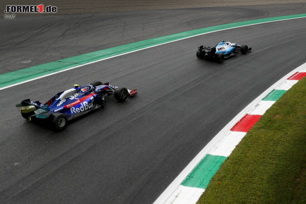 Foto zur News: George Russell (Williams) und Daniil Kwjat (Toro Rosso)