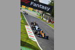 Foto zur News: Lando Norris (McLaren), George Russell (Williams) und Alexander Albon (Red Bull)