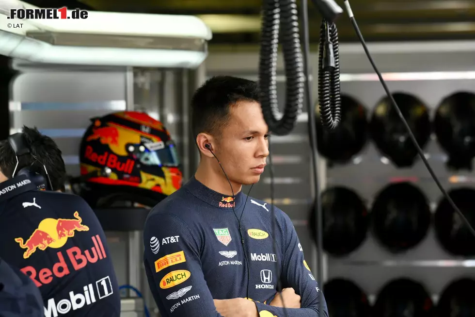 Foto zur News: Alexander Albon (Red Bull)