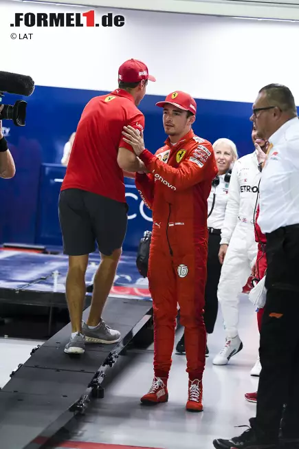 Foto zur News: Sebastian Vettel (Ferrari) und Charles Leclerc (Ferrari)