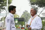 Foto zur News: Toto Wolff und Chase Carey