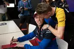 Foto zur News: Daniil Kwjat (Toro Rosso) und Nico Hülkenberg (Renault)