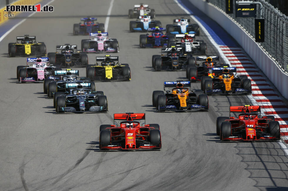 Foto zur News: Sebastian Vettel (Ferrari), Charles Leclerc (Ferrari), Lewis Hamilton (Mercedes), Carlos Sainz (McLaren) und Valtteri Bottas (Mercedes)