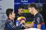 Foto zur News: Naoki Yamamoto und Pierre Gasly (Toro Rosso)