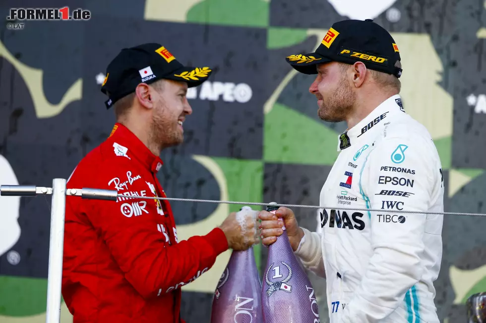 Foto zur News: Valtteri Bottas (Mercedes) und Sebastian Vettel (Ferrari)