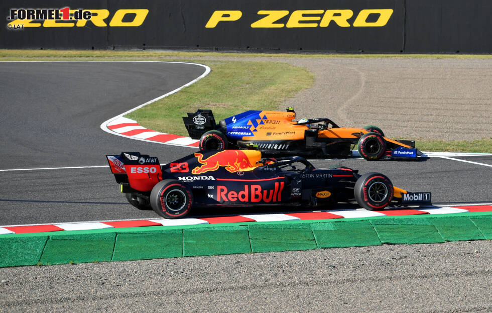 Foto zur News: Lando Norris (McLaren) und Alexander Albon (Red Bull)