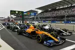 Foto zur News: Carlos Sainz (McLaren), Lewis Hamilton (Mercedes), Valtteri Bottas (Mercedes), Nico Hülkenberg (Renault), Daniil Kwjat (Toro Rosso) und Lando Norris (McLaren)