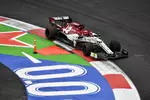 Foto zur News: Kimi Räikkönen (Alfa Romeo)