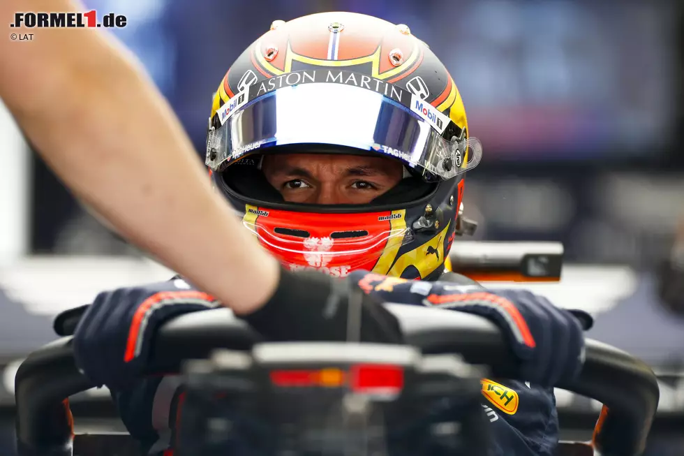 Foto zur News: Alexander Albon (Red Bull)