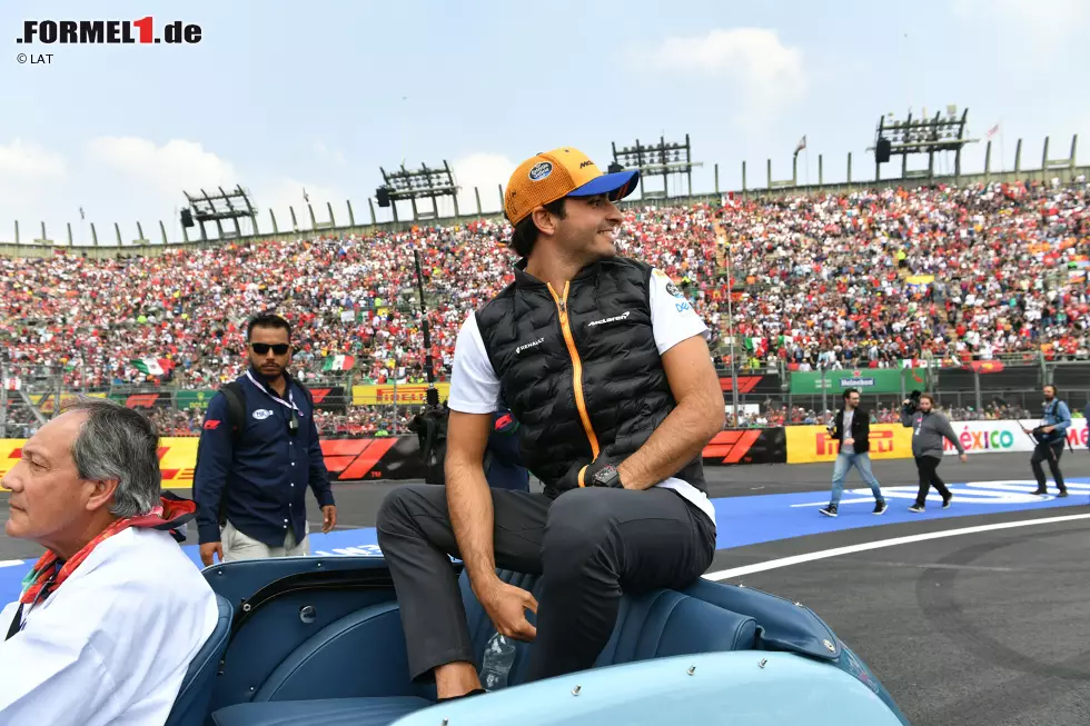 Foto zur News: Carlos Sainz (McLaren)