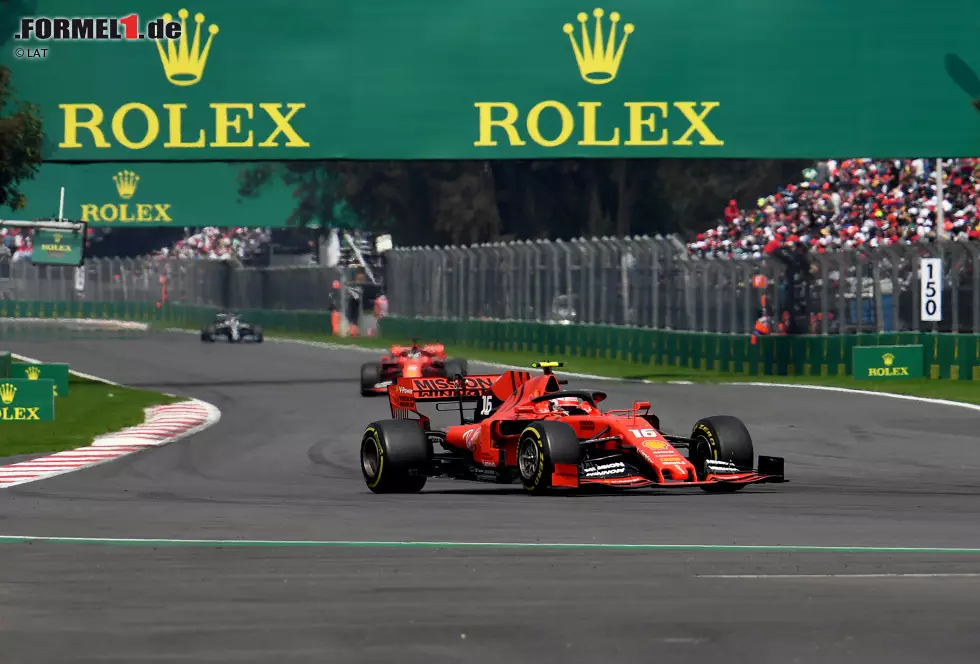 Foto zur News: Charles Leclerc (Ferrari) und Sebastian Vettel (Ferrari)