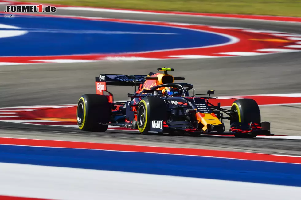 Foto zur News: Alexander Albon (Red Bull)