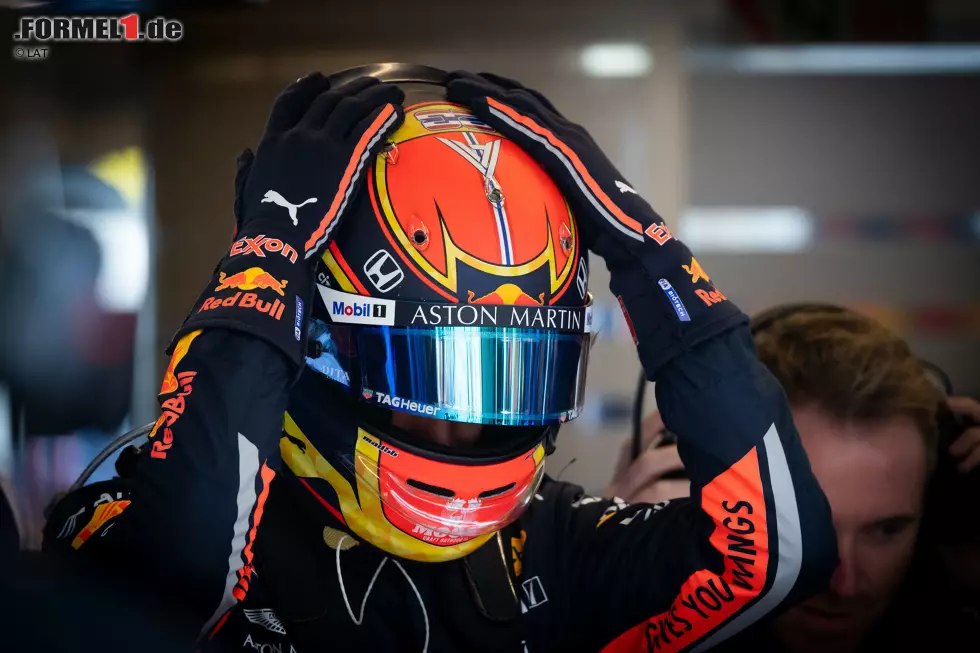 Foto zur News: Alexander Albon (Red Bull)