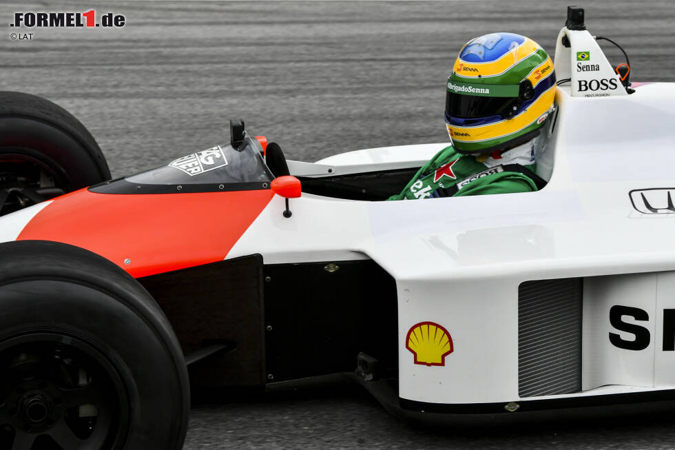 Foto zur News: Bruno Senna im McLaren MP4/4 von Onkel Ayrton aus 1988