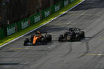 Foto zur News: Lando Norris (McLaren) und Romain Grosjean (Haas)