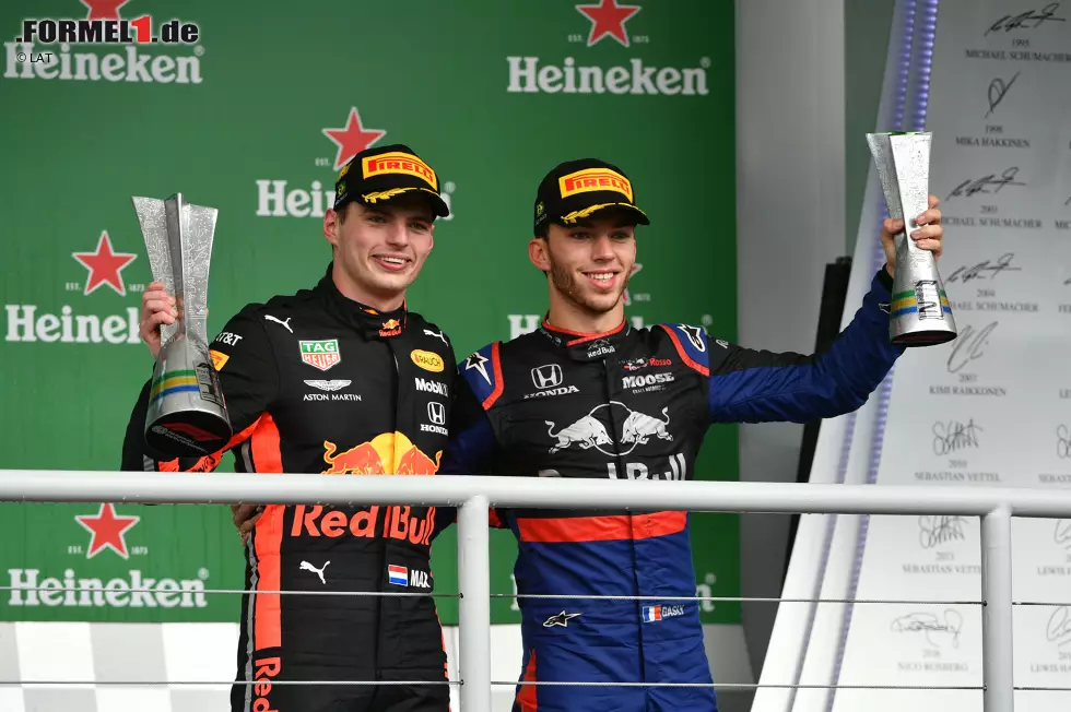 Foto zur News: Max Verstappen (Red Bull) und Pierre Gasly (Toro Rosso)