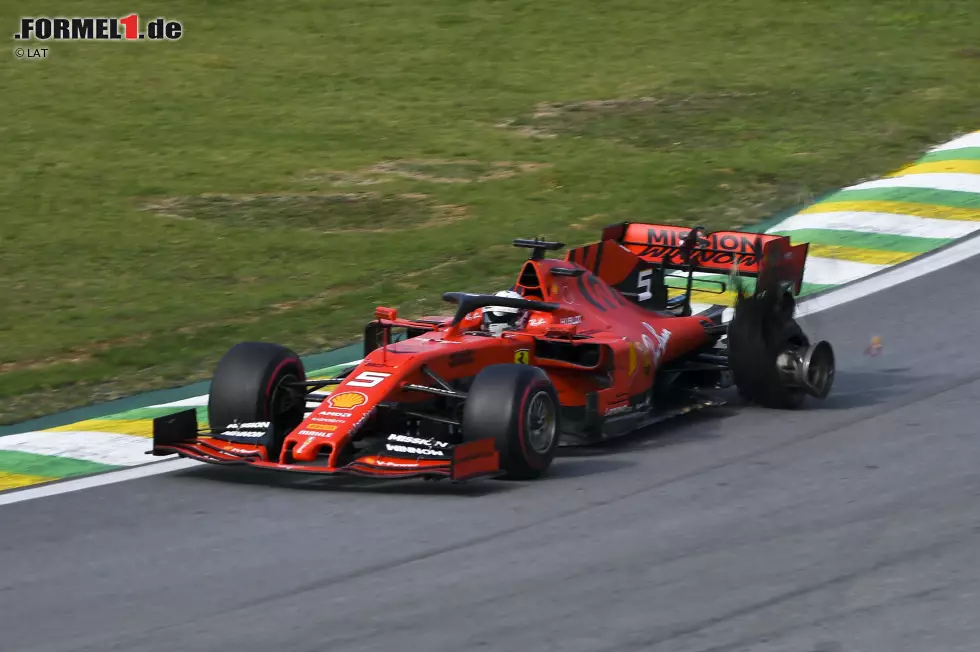 Foto zur News: Sebastian Vettel (Ferrari) und Charles Leclerc (Ferrari)