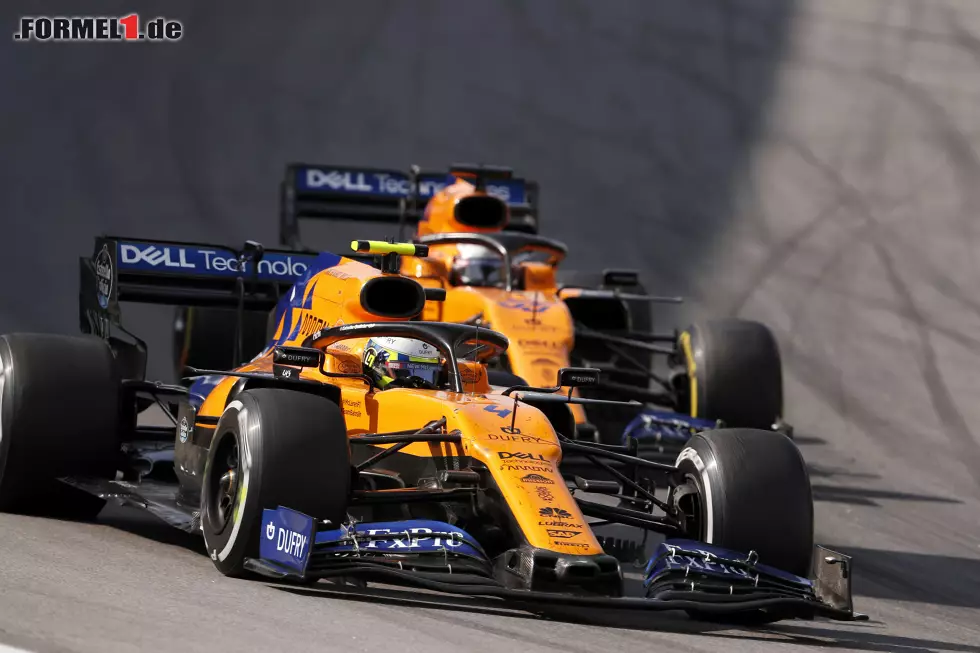 Foto zur News: 2019 fährt McLaren in der traditionellen Farbe Papaya-Orange gemischt mit ein wenig Blau. Dieses Design wurde bereits 2018 eingeführt ...