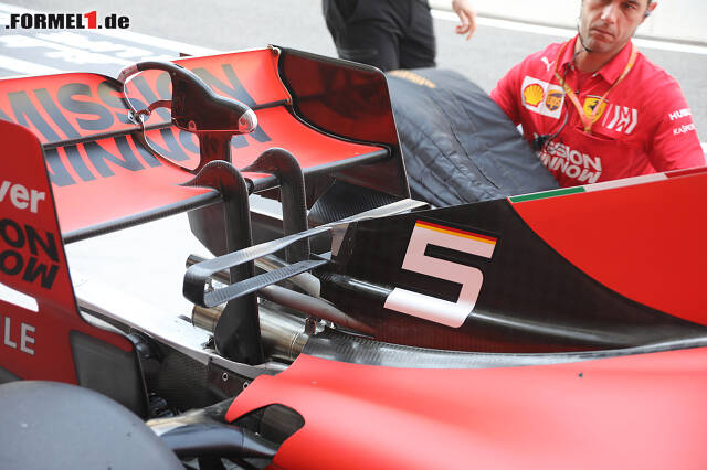 Foto zur News: Es ist gut möglich, dass Ferrari versucht, unter dem Heckflügel eine Unterdruckzone zu kreieren