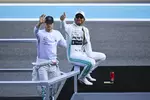 Foto zur News: Lewis Hamilton (Mercedes) und Valtteri Bottas (Mercedes)