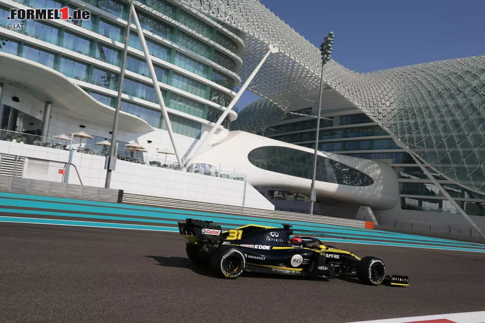 Foto zur News: Esteban Ocon (Renault)