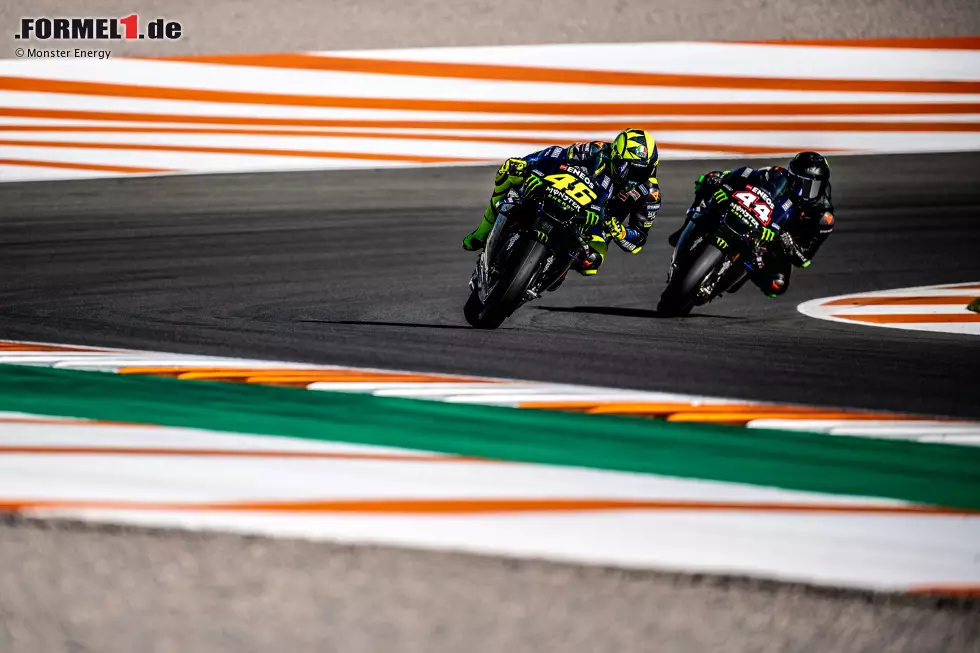 Foto zur News: Valentino Rossi und Lewis Hamilton