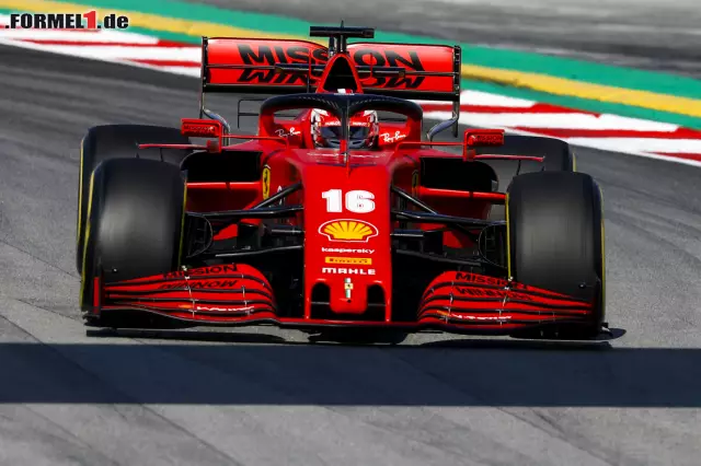 Foto zur News: Formel-1-Live-Ticker: Verstappen dreht sich, Hamilton mit Bestzeit