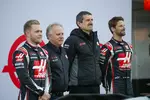 Foto zur News: Kevin Magnussen, Gene Haas, Günther Steiner und Romain Grosjean (Haas)