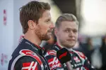 Foto zur News: Romain Grosjean und Kevin Magnussen (Haas)