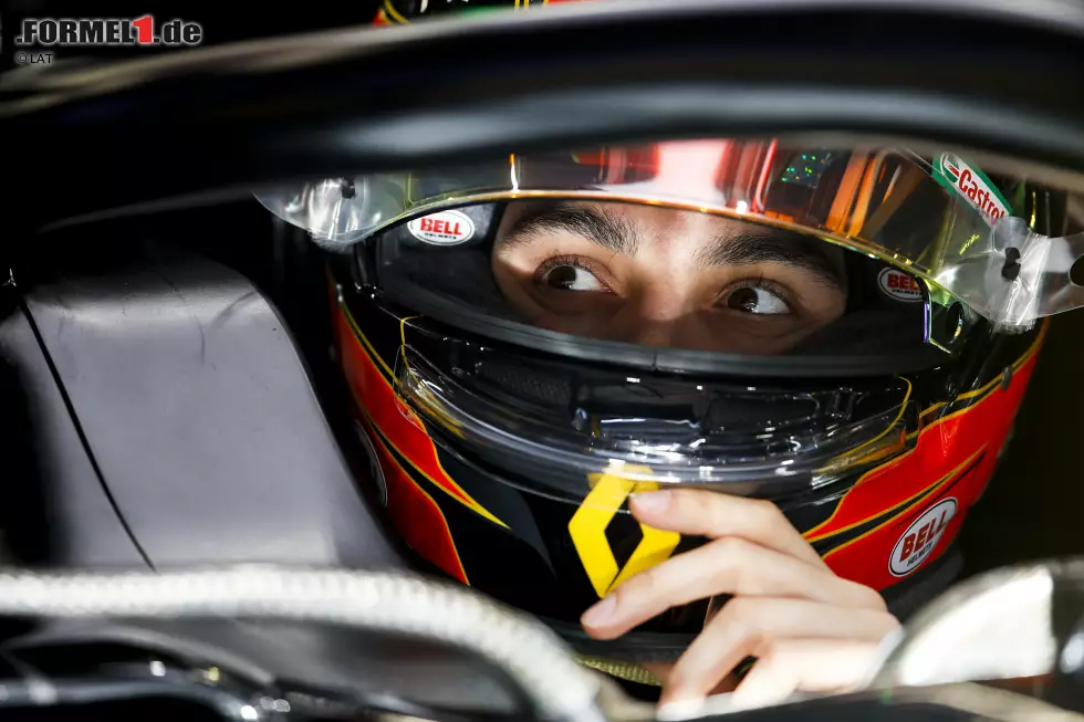 Foto zur News: Esteban Ocon (Renault)