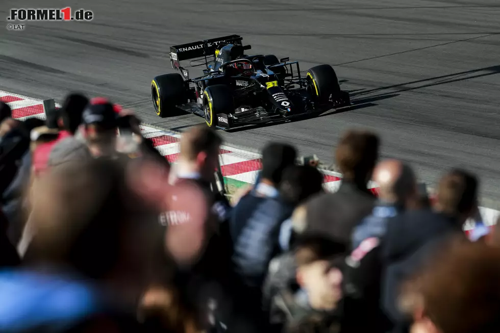 Foto zur News: Esteban Ocon (Renault)