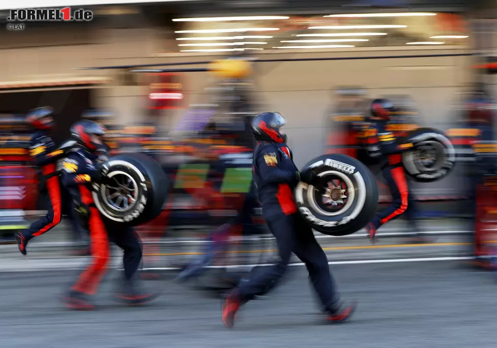 Foto zur News: Max Verstappen (Red Bull)