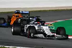 Foto zur News: Daniil Kwjat (AlphaTauri) und Carlos Sainz (McLaren)