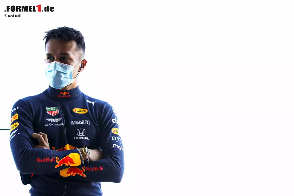 Foto zur News: Alexander Albon (Red Bull)