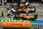 Foto zur News: Carlos Sainz (McLaren) und Lando Norris (McLaren)